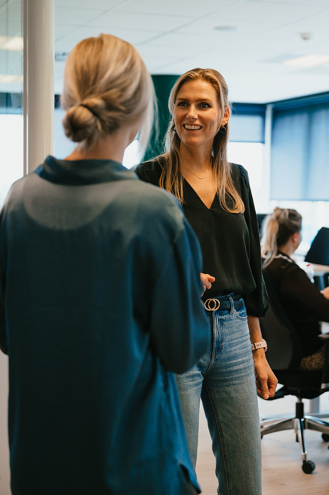 Werken Bij Compananny Vrouwen Overleggen